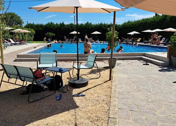 فندق مبيت وإفطار Casa Jolanda Iolanda di Savoia