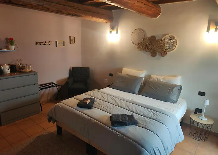 Casa Jolanda فندق مبيت وإفطار 3*