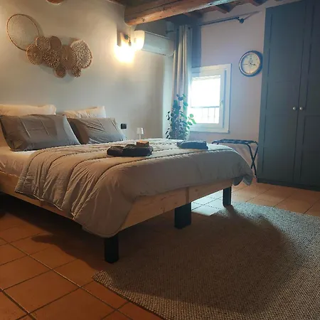 ベッド・アンド・ブレックファスト Casa Jolanda 3*